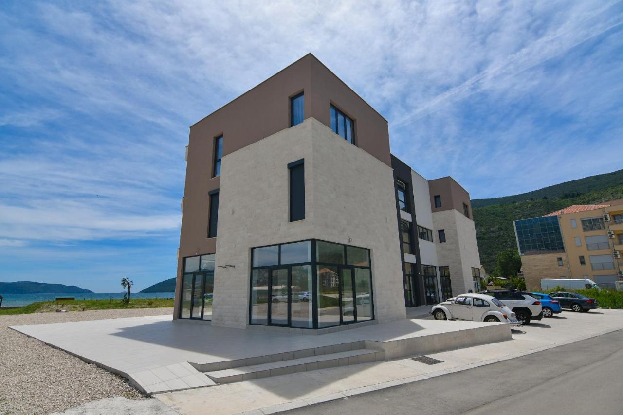 Apartmani Porat Igalo Exterior photo